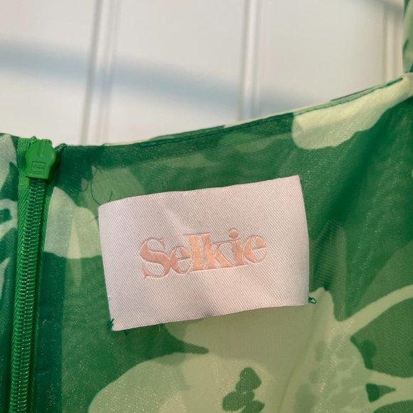 🍀🌷Selkie The Summer French Field Puff Dress in Summer Field Green - Picture 6 of 7